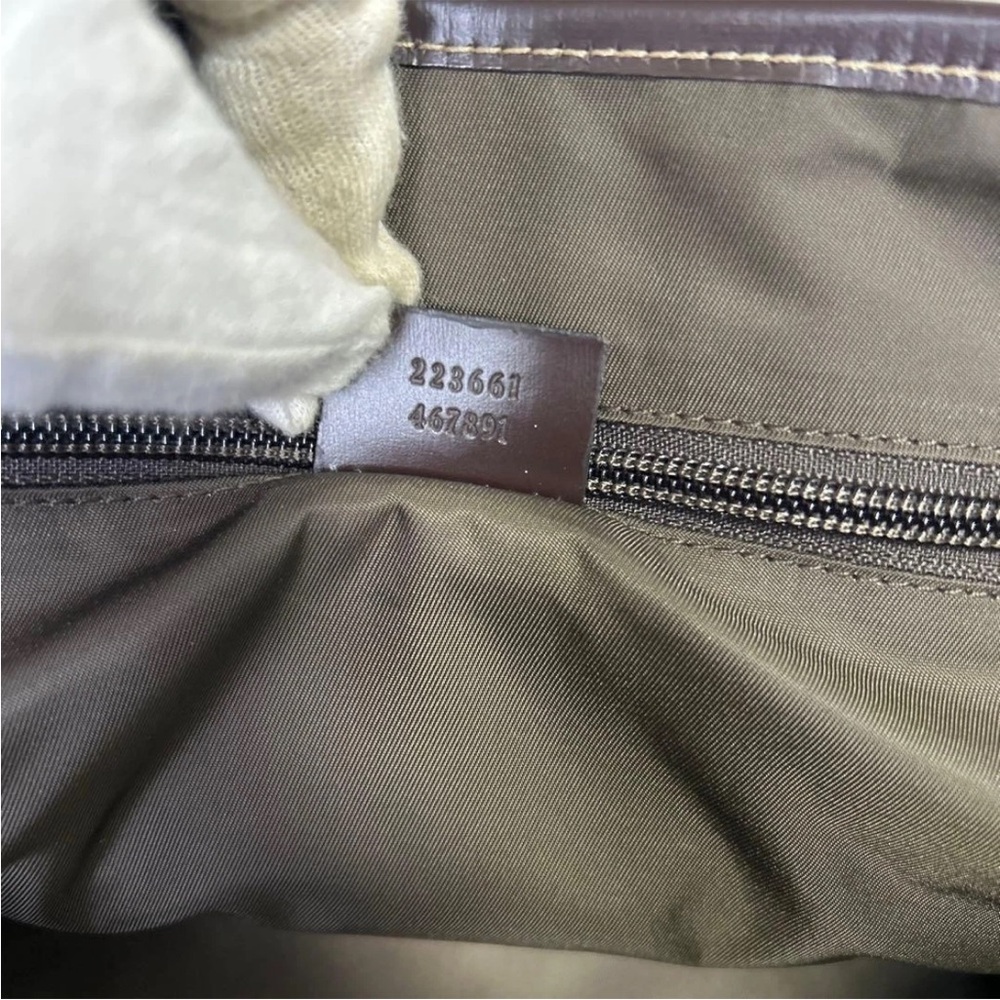 Gucci Beige Messenger Bag - Picture 14 of 16